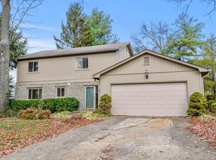 2053 Parasol Dr, Lexington, KY 40513