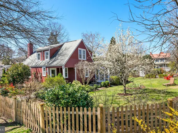 10530 Wheatley St, Kensington, MD 20895