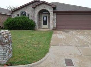 1728 Yorkshire St, Fort Worth, TX 76134
