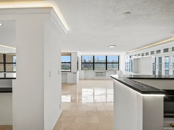 7004 Blvd East image 2 of 42