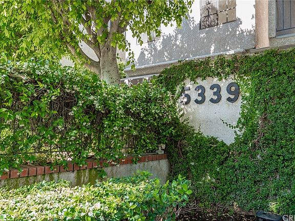 3rd image of 5339 Lindley Ave Unit 107