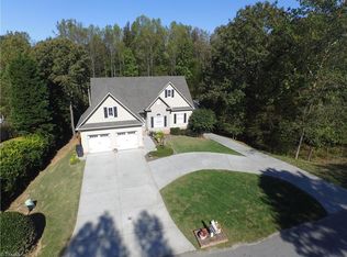 5441 Hanover Park Dr, Winston Salem, NC 27103