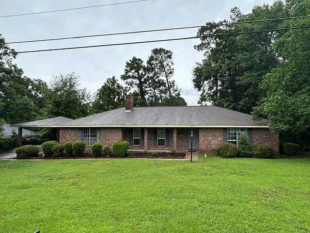 1st image of 1106 Southeast Cir