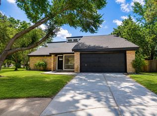 2627 Ferry Lndg, Sugar Land, TX 77478