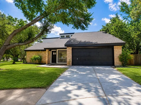 2627 Ferry Lndg, Sugar Land, TX 77478