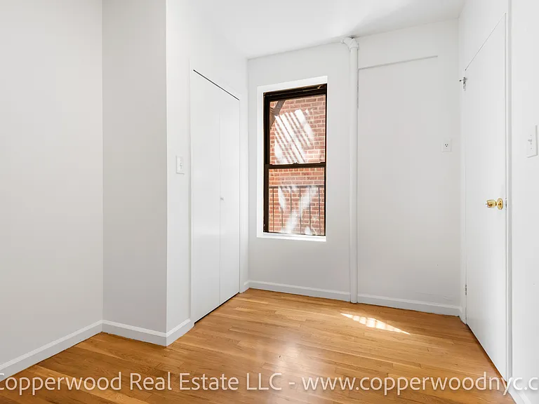 444 E 81st St #11 — Photo 6