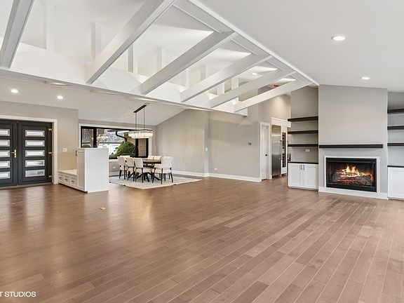 4th image of 1319 Shagbark Dr