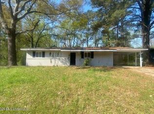3129 Lakewood Dr, Jackson, MS 39212