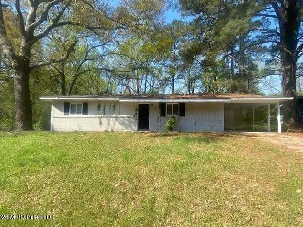 3129 Lakewood Dr, Jackson, MS 39212