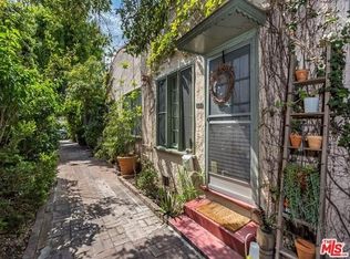 812 N Poinsettia Pl #1/2, Los Angeles, CA 90046