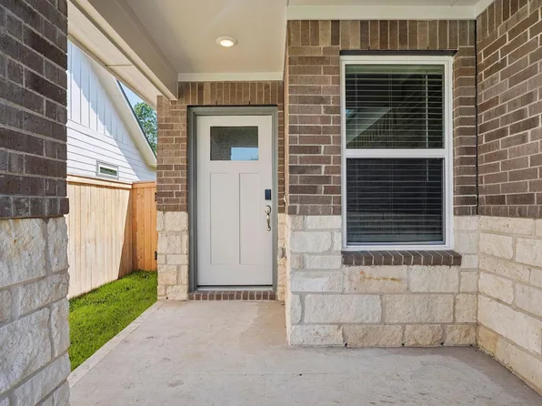 408 Sunrise Ranch Dr, Montgomery, TX 77316