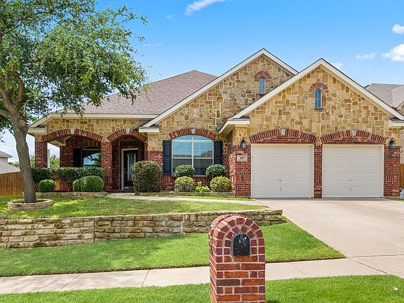 2_307_Texoma_Drive-2.jpg