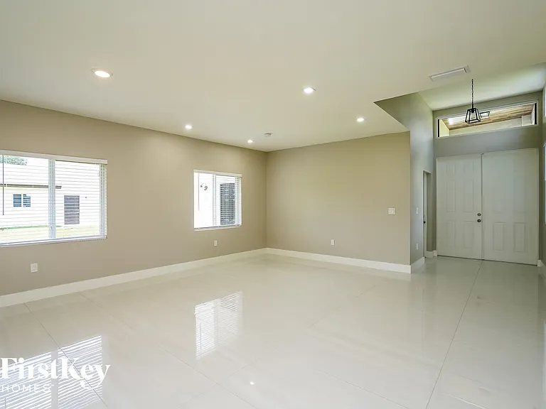 314 Hamilton Ave — Photo 3