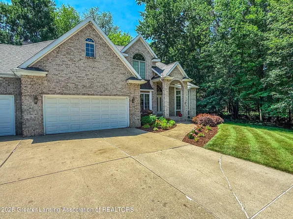 5510 White Ash, Haslett, MI 48840