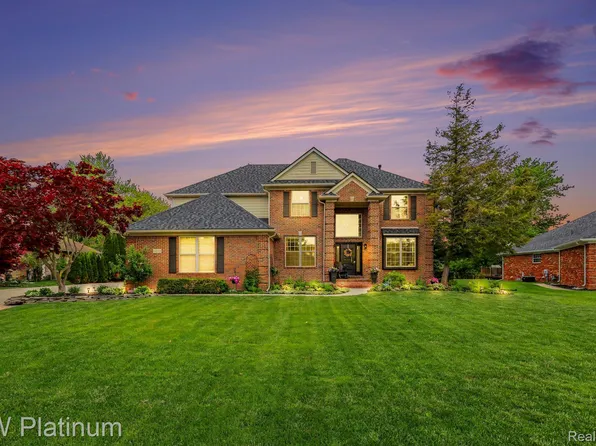 4296 Scott B Dr, Saint Clair, MI 48079