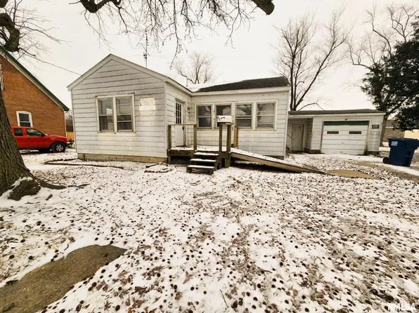 617 W 1st St, Sparta, IL 62286