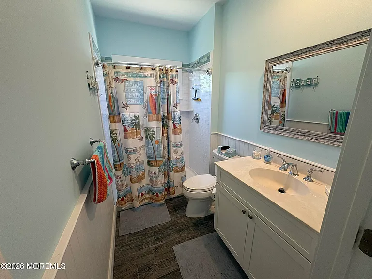 215 Heron Rd — Photo 10