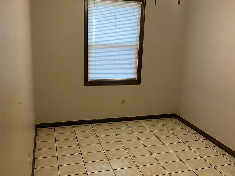 3010 Blaess St #3010 — Photo 12