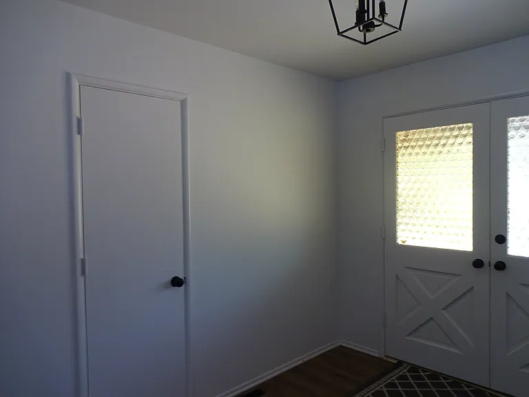 943 Oak Ave — Photo 48