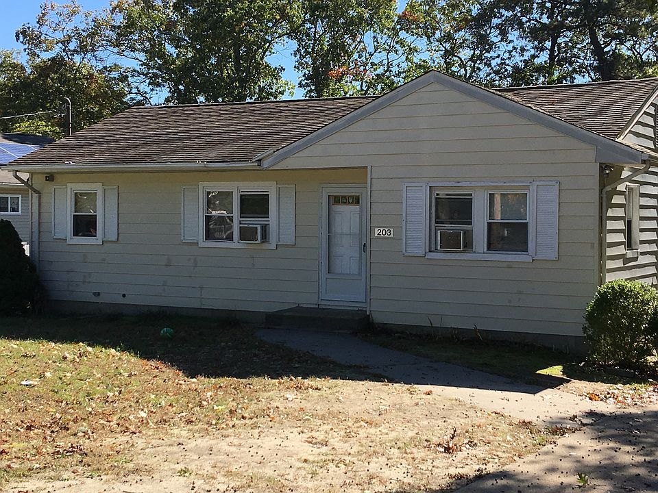 203 Priscilla Ave, Flanders, NY 11901 Zillow