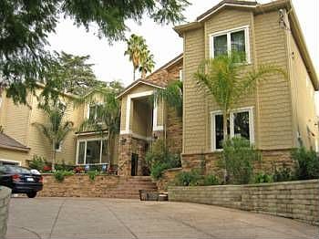 1st image of 5940 Winnetka Ave