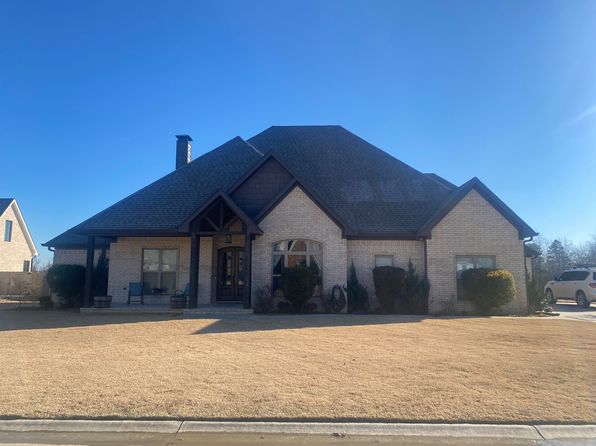 24 Kalli Cir
