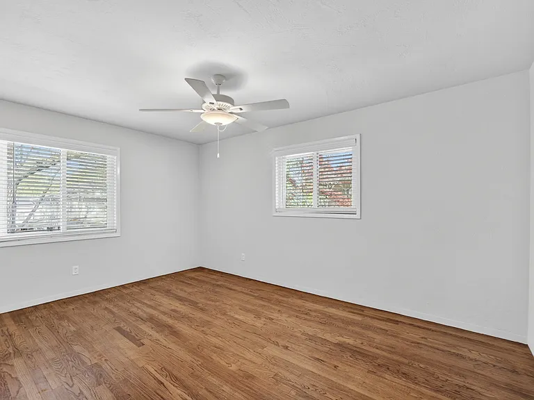 1624 T St #5 — Photo 9