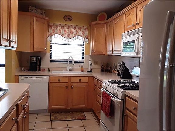2nd image of 5970 80th St N Unit 105