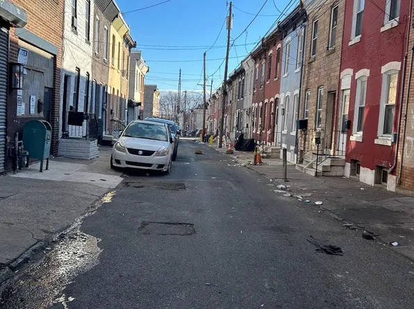 2072 E Clementine St, Philadelphia, PA 19134