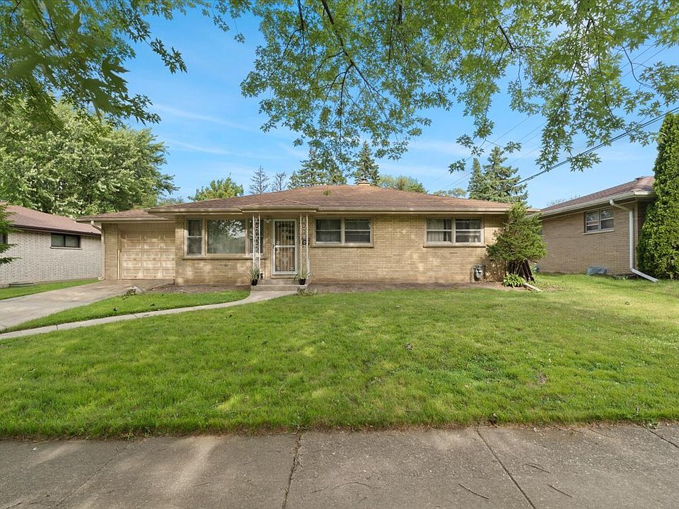 1st image of 713 Cedar Ave