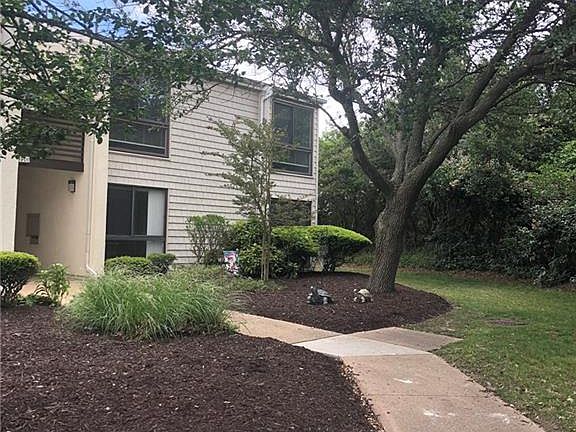 4th image of 3900 Whispering Oaks Pl APT 102
