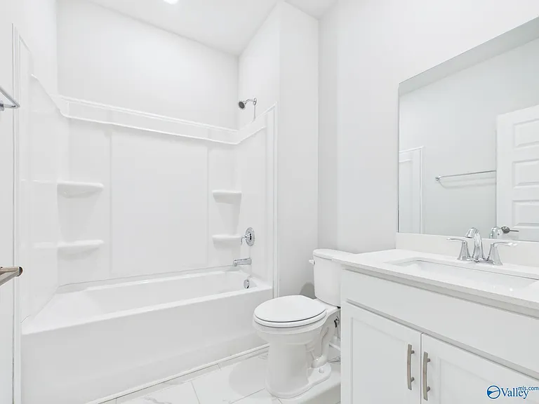 17993 Longleaf Dr — Photo 20