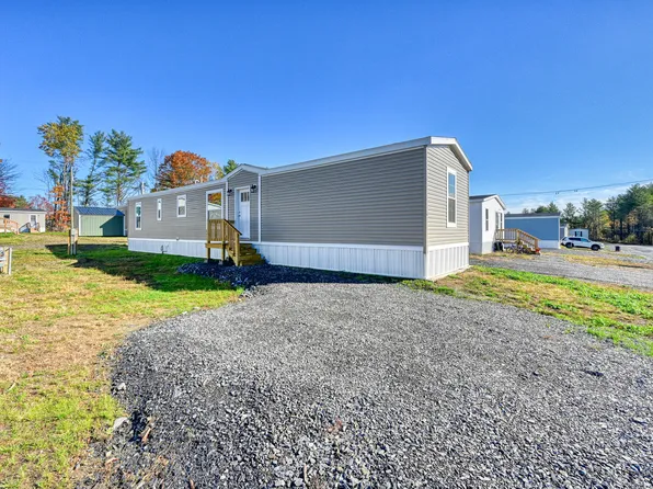 19 Valerie Lane, Waterville, ME 04901