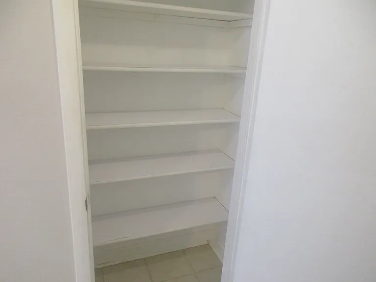 2888 Indianwood Dr — Photo 22