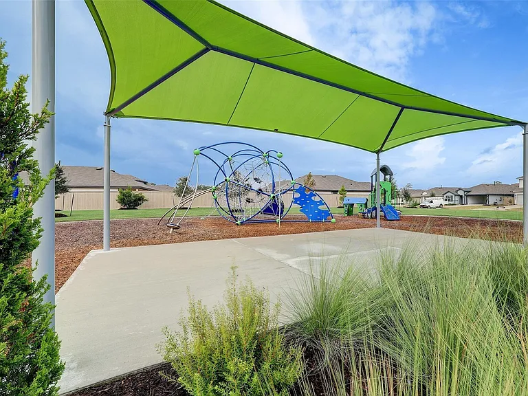 14556 Lily Plains Dr — Photo 43