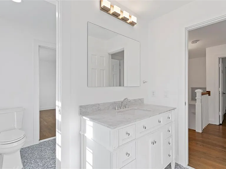 4704 W Brookwood Dr — Photo 36