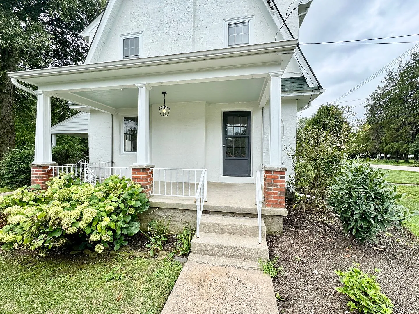 Spacious 4-Bedroom Home in Ambler with Tons of Natural Light — Photo 2