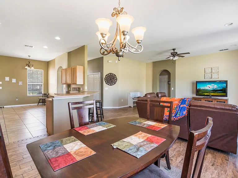 6228 Alamanda Hills Blvd — Photo 9