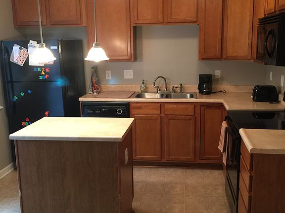2nd image of 8410 Varden Ct