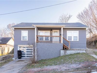 216 E Cherry St, Saint Joseph, MO, 64505