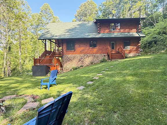 3rd image of 19479 Bogg Rd