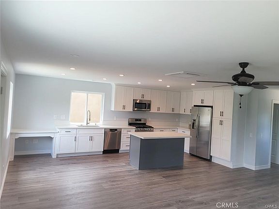 3rd image of 1485 Surrey Hts