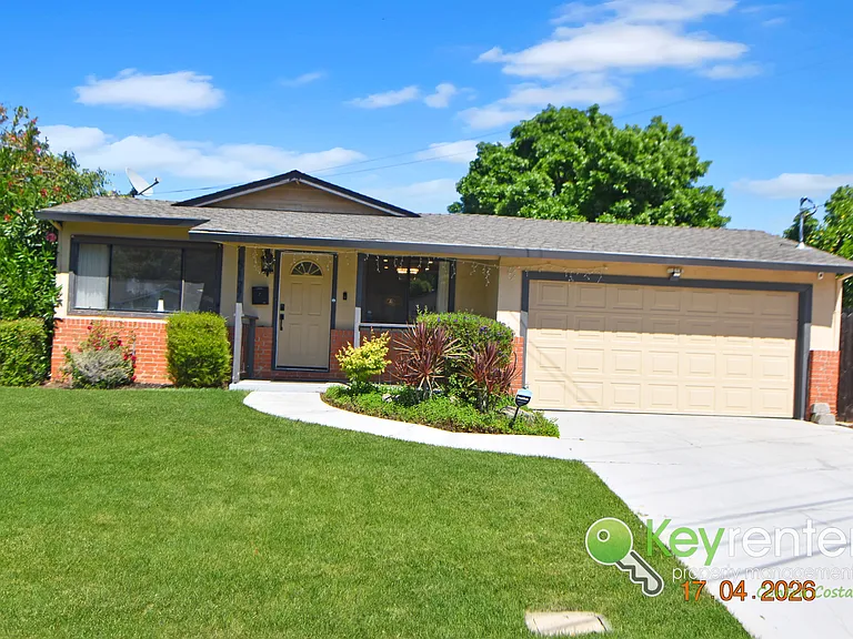 5127 Red Oak Dr — Photo 1