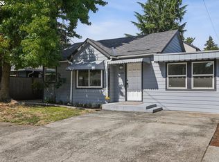 11745 SE Pine St, Portland, OR 97216