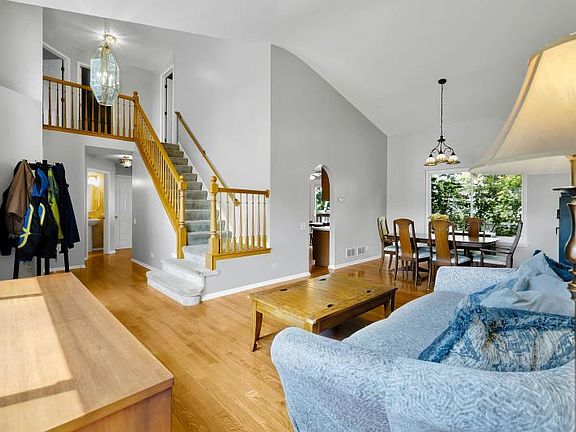 4th image of 3462 Wilkes Dr