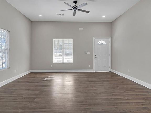 5th image of 1794 Spring St NE