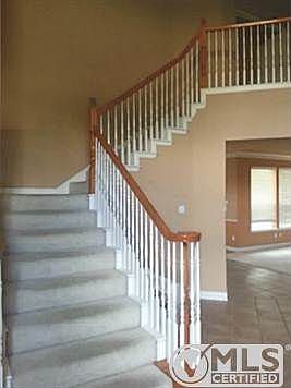 4th image of 2109 Beechwood Ln