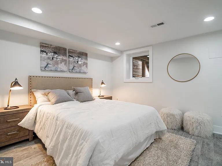 520 Irving St NW — Photo 37