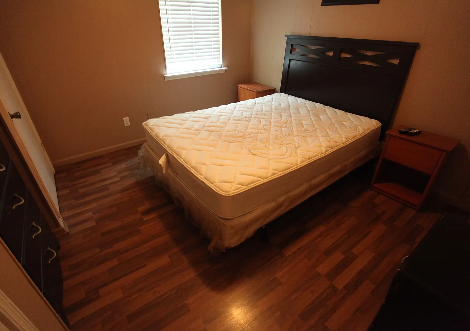 Ross Point Apartments — Photo 3