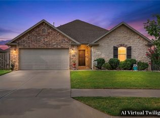 4511 W Blissful Dr, Fayetteville, AR 72704